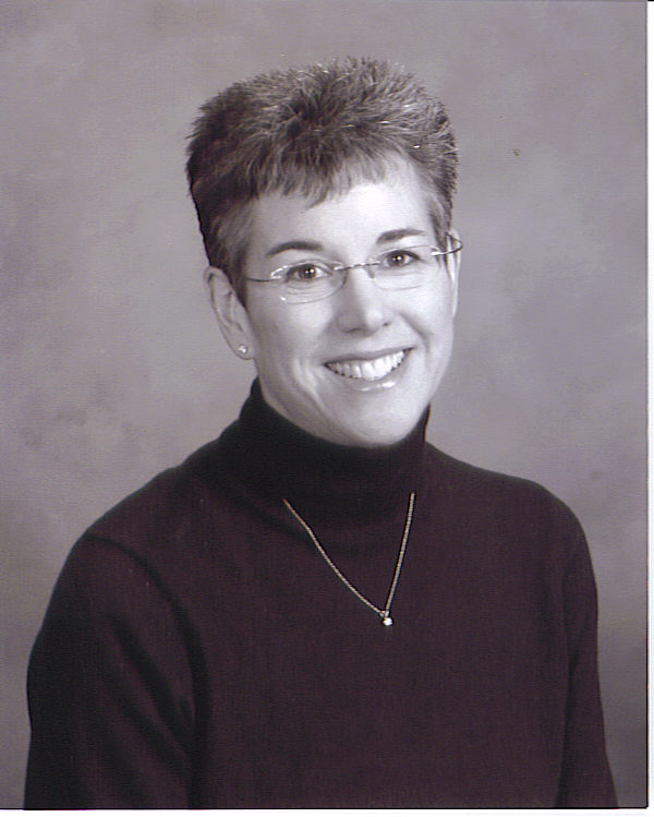 Suepressphoto150dpi.JPG